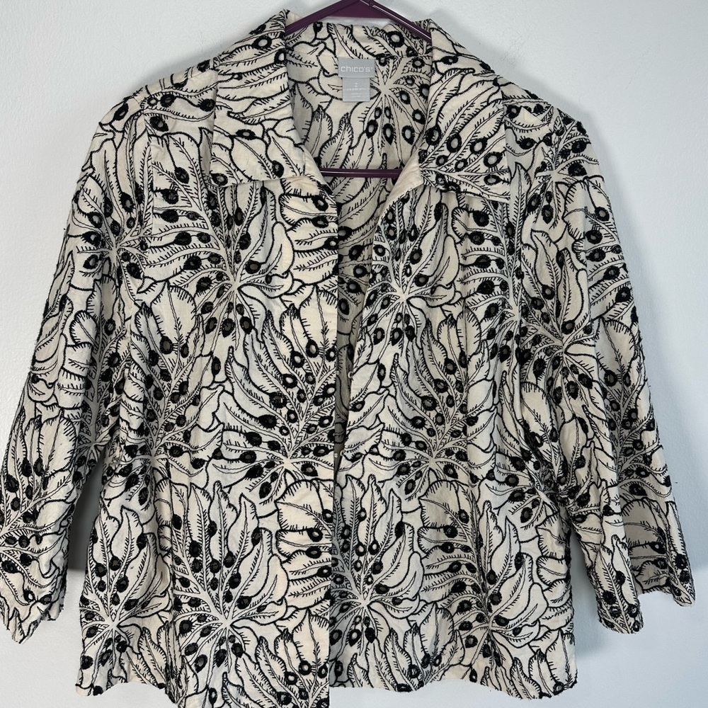 Chico's Black and Cream Embroidered Jacket Size 12-14